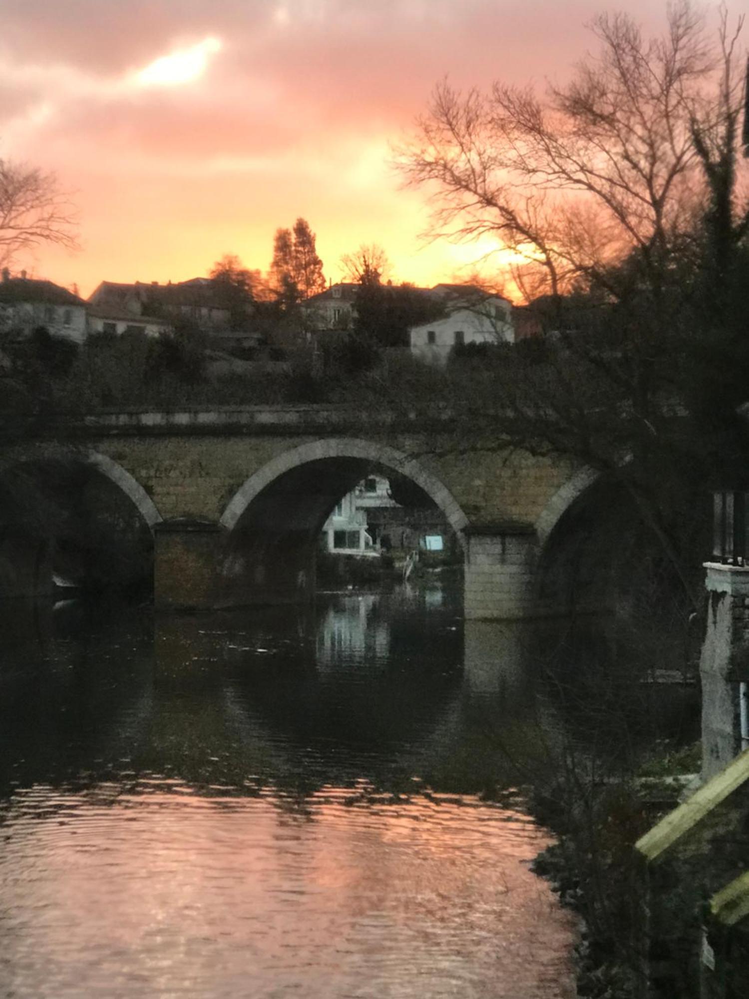 トゥアール Moulin De L'Abbesse Bed & Breakfast エクステリア 写真